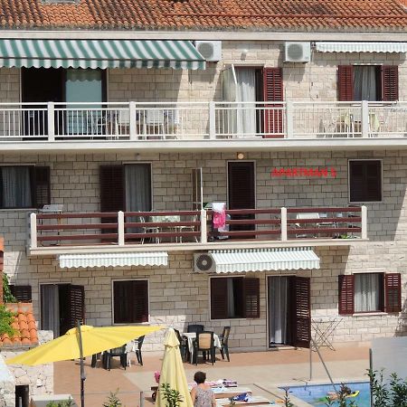 Apartments Bezmalinovic 2 볼 외부 사진