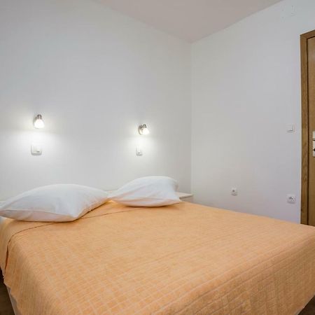 Apartments Bezmalinovic 2 볼 외부 사진