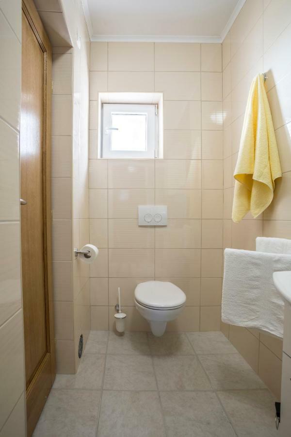 Apartments Bezmalinovic 2 볼 외부 사진