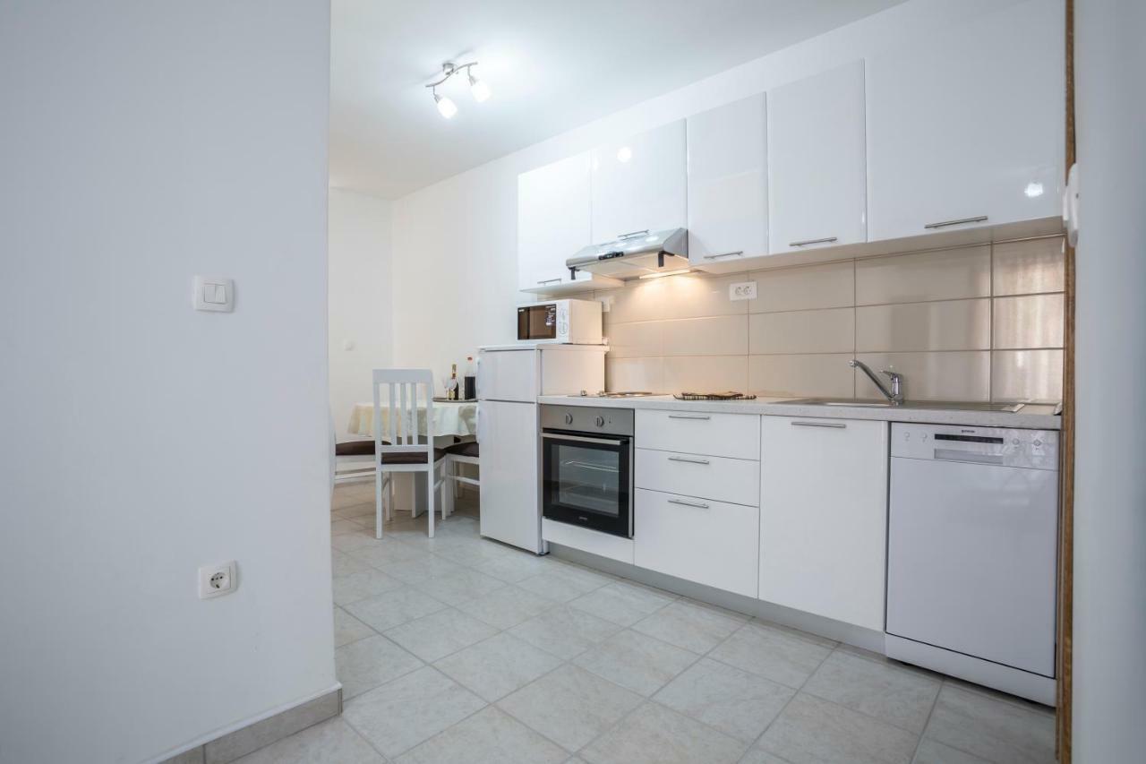 Apartments Bezmalinovic 2 볼 외부 사진
