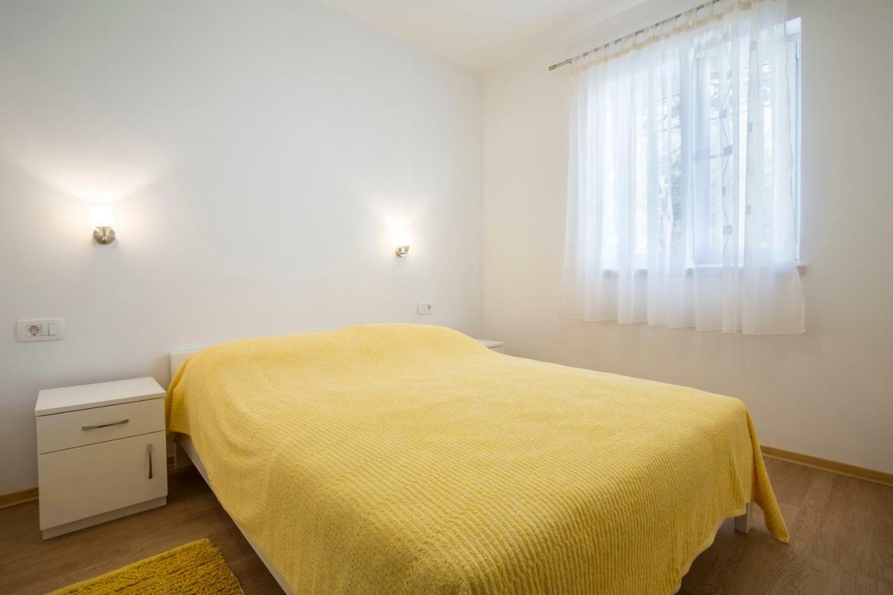Apartments Bezmalinovic 2 볼 외부 사진
